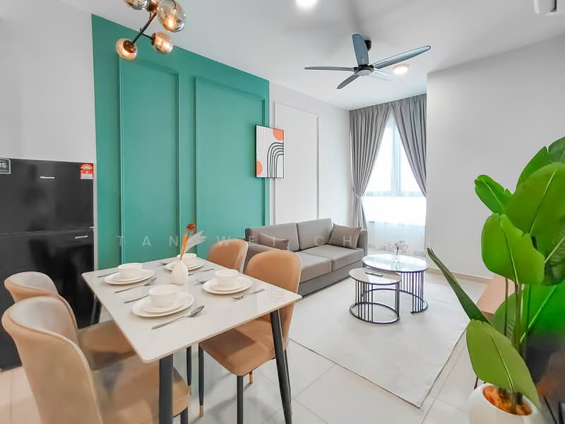 Servis Apartment untuk Disewa di BeCentral @ i-City - Tan Wei Chuen - Living Room - PropertyGuru.com.my