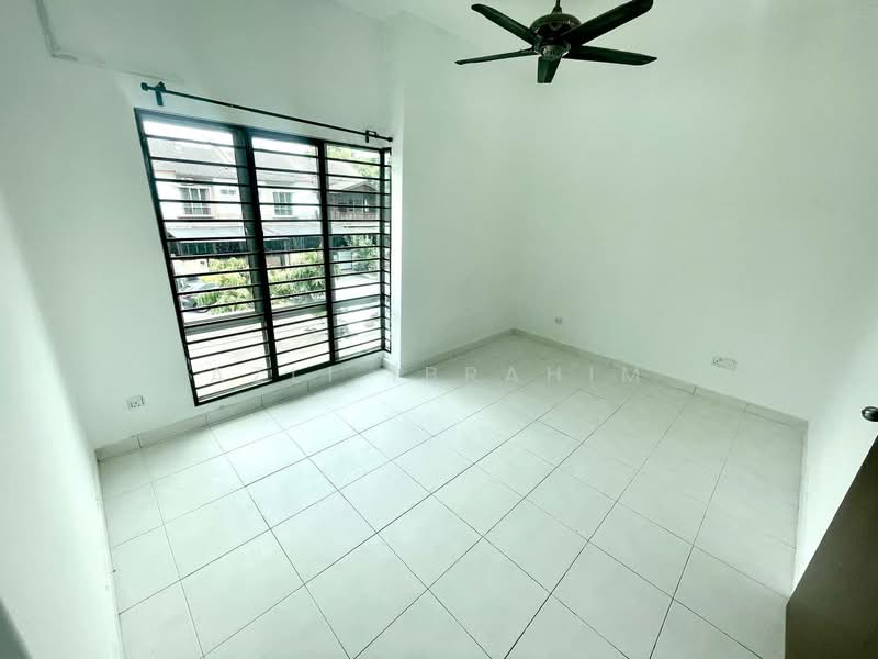 2-storey Terraced House for Sale in Bandar Teknologi Kajang (Kajang) - Azli Ibrahim - Interior - PropertyGuru.com.my