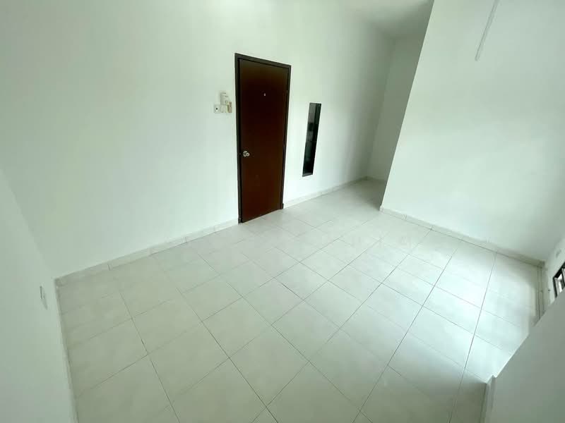 2-storey Terraced House for Sale in Bandar Teknologi Kajang (Kajang) - Azli Ibrahim - Interior - PropertyGuru.com.my