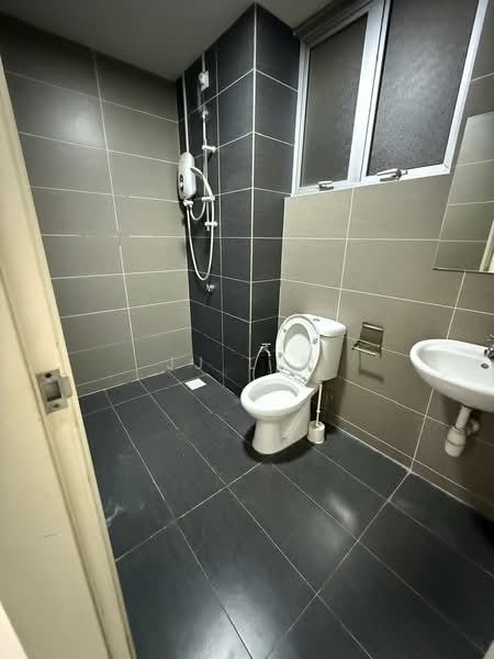 Service Residence for Rent at Maxim Residences - JJ Lim - Bathroom - PropertyGuru.com.my