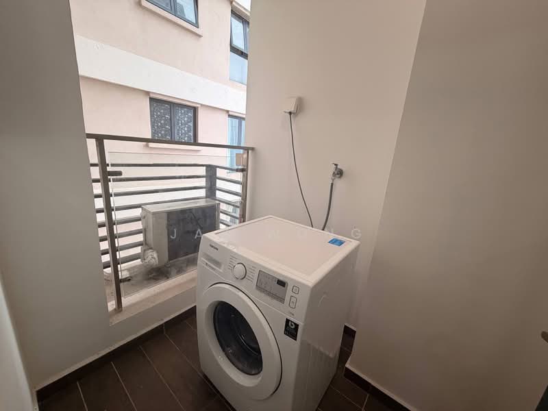 Condominium for Sale at Bay Point @ Country Garden Danga Bay - Jax Wong - Balcony - PropertyGuru.com.my