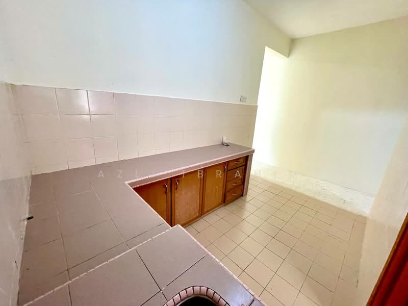 Apartment for Sale at Sri Melor (Mulberry Court) - Azli Ibrahim - Kitchen - PropertyGuru.com.my