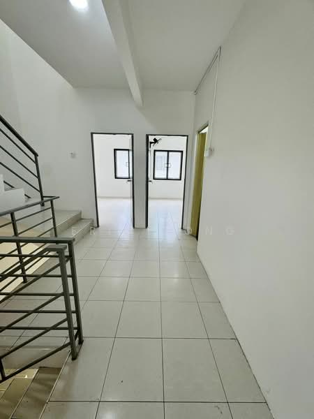 Rumah Teres 2.5 Tingkat untuk Dijual di Taman Scientex Pasir Gudang (Pasir Gudang) - Eric Wong - PropertyGuru.com.my