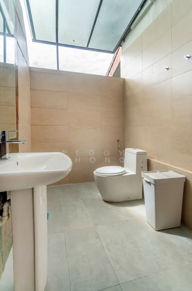 Condominium for Rent at Lee Garden - Peggy Chong - Bathroom - PropertyGuru.com.my