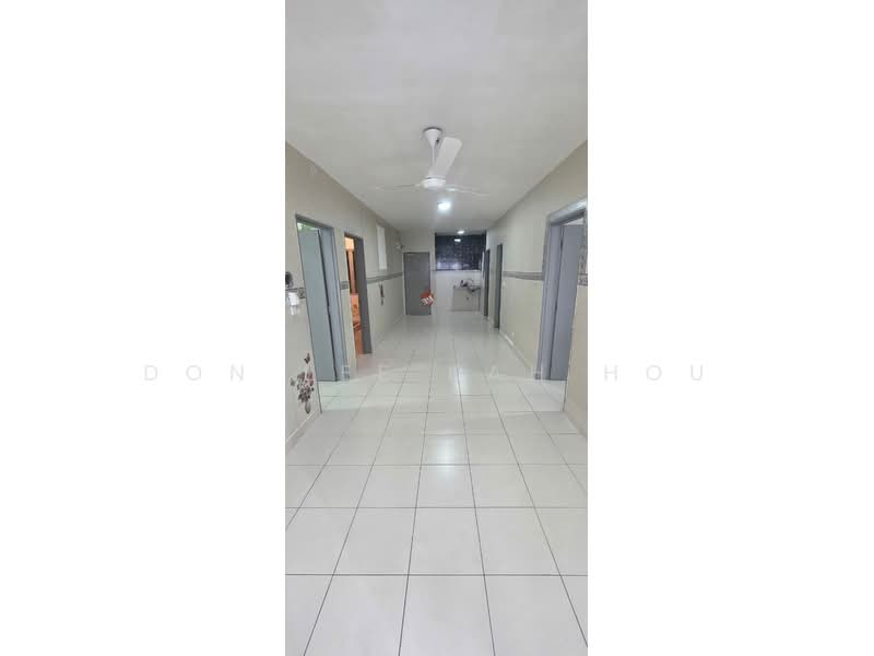 Kondominium untuk Disewa di Residensi Desa Satumas - Don Lee Kah Hou - Corridor - PropertyGuru.com.my