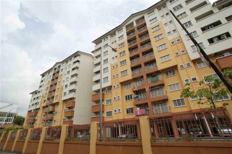 Apartment for Sale at Serdang Villa Apartment - Nick Law - Exterior - PropertyGuru.com.my