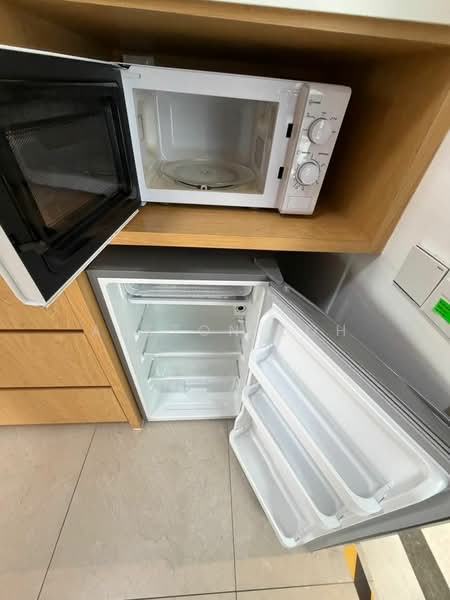 Service Residence for Sale at 22 Macalisterz - Alston Loh - Kitchen - PropertyGuru.com.my