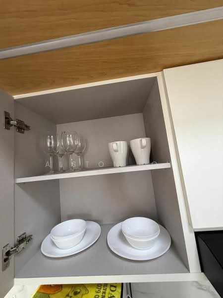 Service Residence for Sale at 22 Macalisterz - Alston Loh - Kitchen - PropertyGuru.com.my