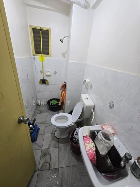 Apartment for Sale at Vista Seri Alam - Kenneth Tan - PropertyGuru.com.my