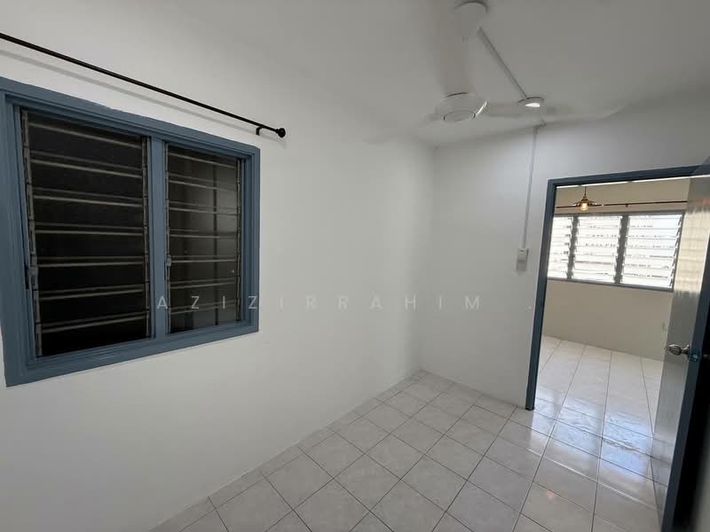 Apartment for Rent at Flora Damansara Apartment - Azizirrahim . - Interior - PropertyGuru.com.my