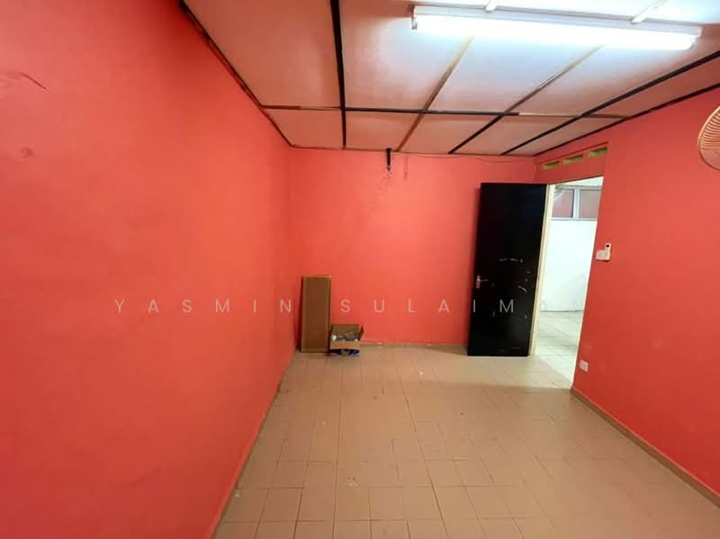 1-storey Terraced House for Sale in Taman Salak Jaya (Salak South) - Yasmin Sulaiman - Interior - PropertyGuru.com.my