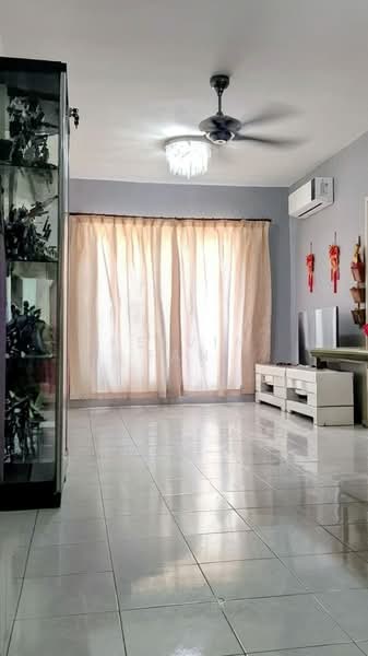 Apartment for Sale at Relau Vista Apartment - Kelvin Tan - Living Room - PropertyGuru.com.my