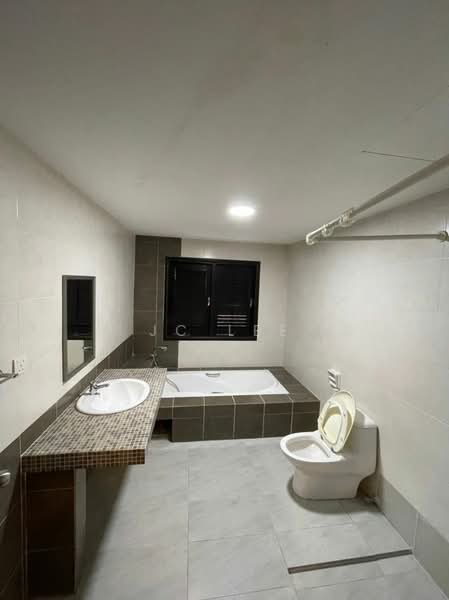 Condominium for Sale at Armanee Terrace II - Jc Lee - Bathroom - PropertyGuru.com.my