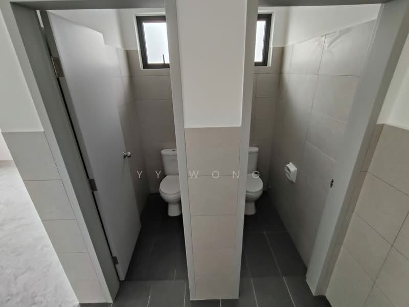 Shop / Office for Rent in Bandar Tropicana Aman (Telok Panglima Garang) - YY Wong - Bathroom - PropertyGuru.com.my