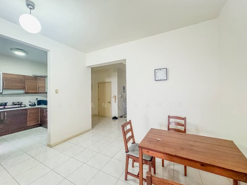 Condominium for Sale at Seri Maya Condominium - Affan Syahir - Kitchen - PropertyGuru.com.my