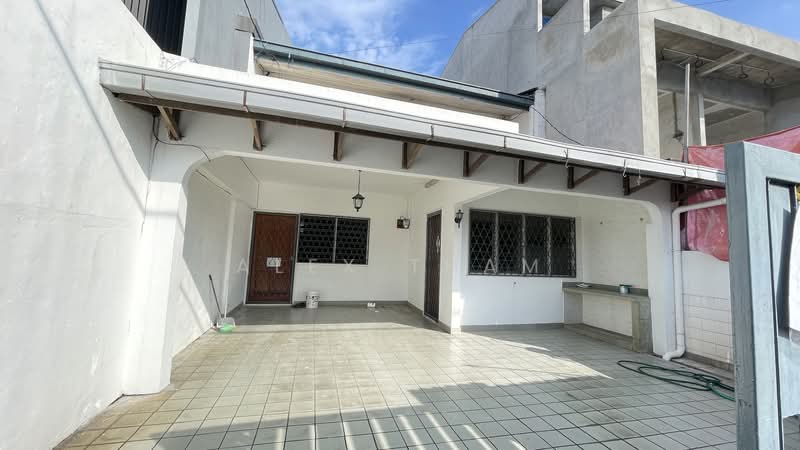 2-storey Terraced House for Rent in Taman Seputeh (Seputeh) - Alex Tham - Exterior - PropertyGuru.com.my