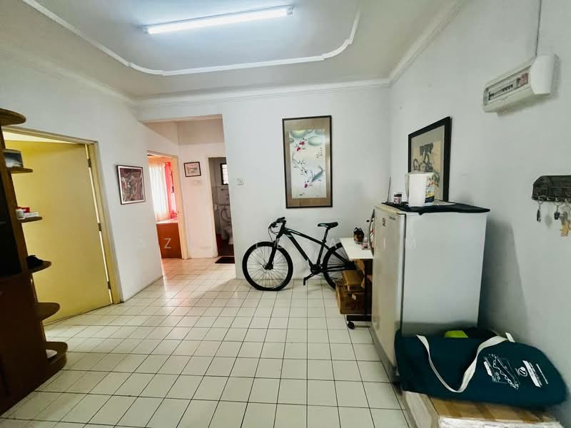 Pangsapuri untuk Dijual di Kenari Apartment - Azli Ibrahim - Living Room - PropertyGuru.com.my