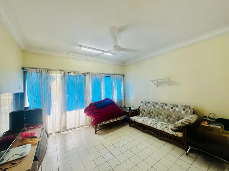 Pangsapuri untuk Dijual di Kenari Apartment - Azli Ibrahim - Living Room - PropertyGuru.com.my