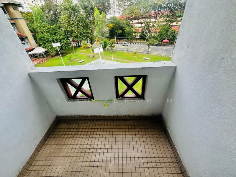Pangsapuri untuk Dijual di Kenari Apartment - Azli Ibrahim - Balcony - PropertyGuru.com.my