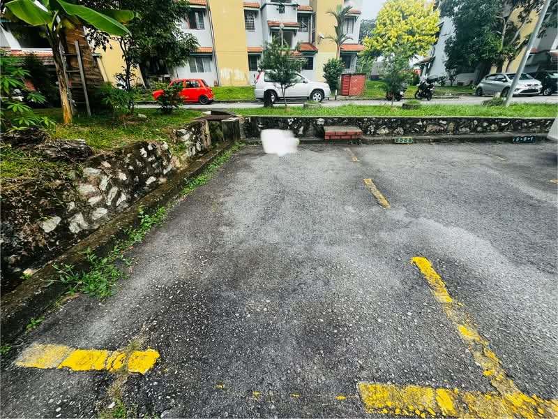 Pangsapuri untuk Dijual di Kenari Apartment - Azli Ibrahim - Exterior - PropertyGuru.com.my