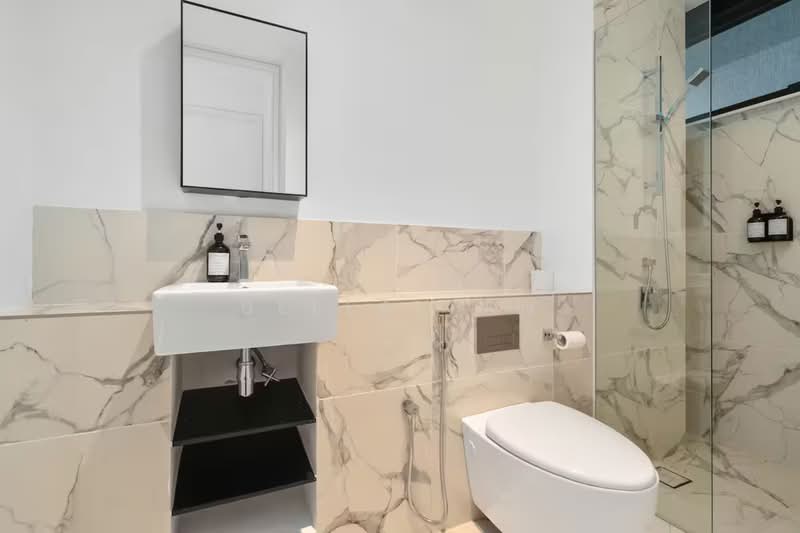Servis Apartment untuk Dijual di The Straits View DUO - Bella Tan - Bathroom - PropertyGuru.com.my