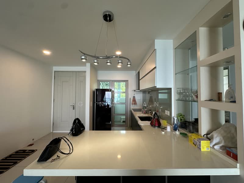 Condominium for Sale at 10 Island Resort - Gina Tan - Kitchen - PropertyGuru.com.my