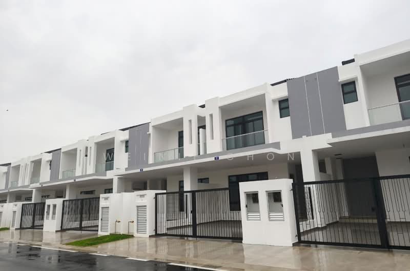 Rumah Teres 2 Tingkat untuk Dijual di Bandar Putra (Kulai) - Weinie Chon - PropertyGuru.com.my