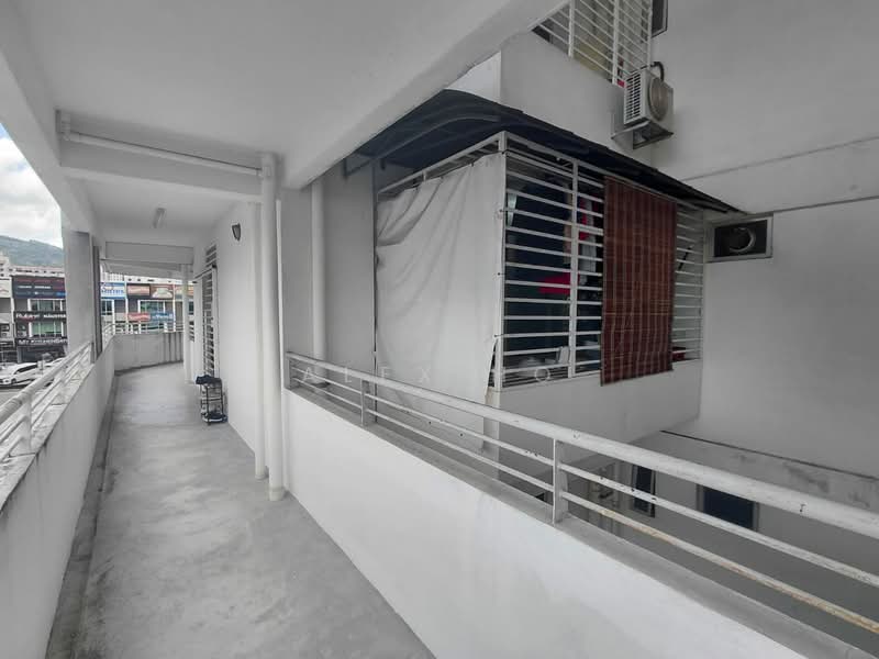 Apartment for Sale at Tunas Residensi - Alex Ho - Corridor - PropertyGuru.com.my