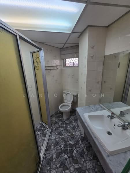 Condominium for Rent at The Reef Condominium - Danick Teoh - Bathroom - PropertyGuru.com.my