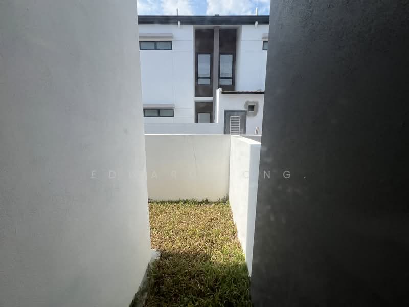 Rumah Teres 2 Tingkat untuk Disewa di Taman Scientex Rawang (Rawang) - Edward Kong. - Exterior - PropertyGuru.com.my