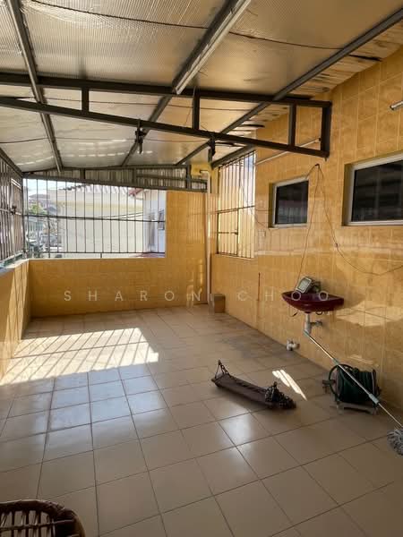 2-storey Terraced House for Sale in Klang (Selangor) - Sharon Choo - Balcony - PropertyGuru.com.my