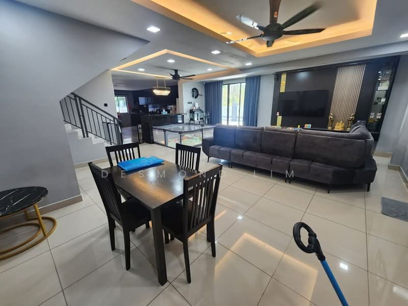 2-storey Terraced House for Sale in Ulu Tiram (Johor) - Desmond Lim - Living Room - PropertyGuru.com.my