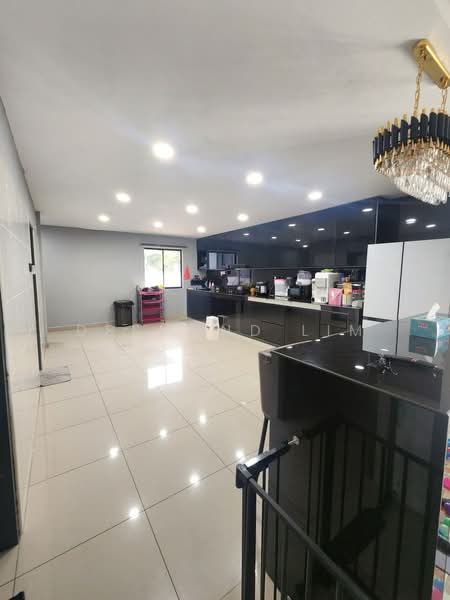 2-storey Terraced House for Sale in Ulu Tiram (Johor) - Desmond Lim - Kitchen - PropertyGuru.com.my