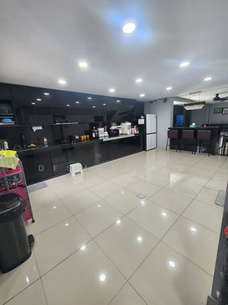 2-storey Terraced House for Sale in Ulu Tiram (Johor) - Desmond Lim - Kitchen - PropertyGuru.com.my