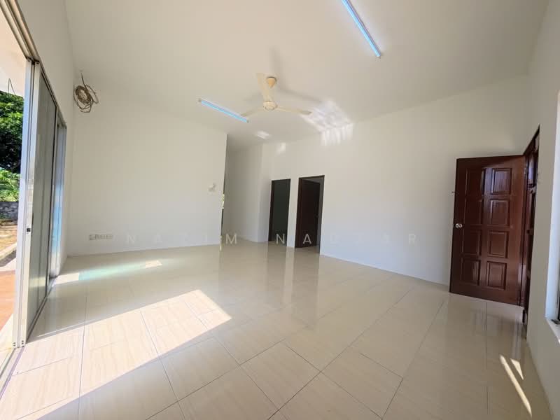 Semi-Detached House for Sale in Bandar Baru Salak Tinggi (Sepang) - Nazim Nadzar - PropertyGuru.com.my