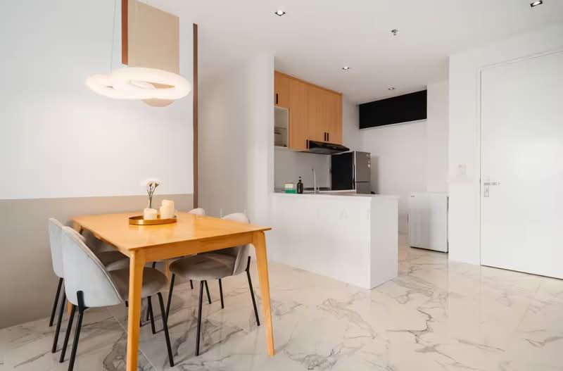 Servis Apartment untuk Dijual di The Straits View DUO - Bella Tan - Dining Room - PropertyGuru.com.my