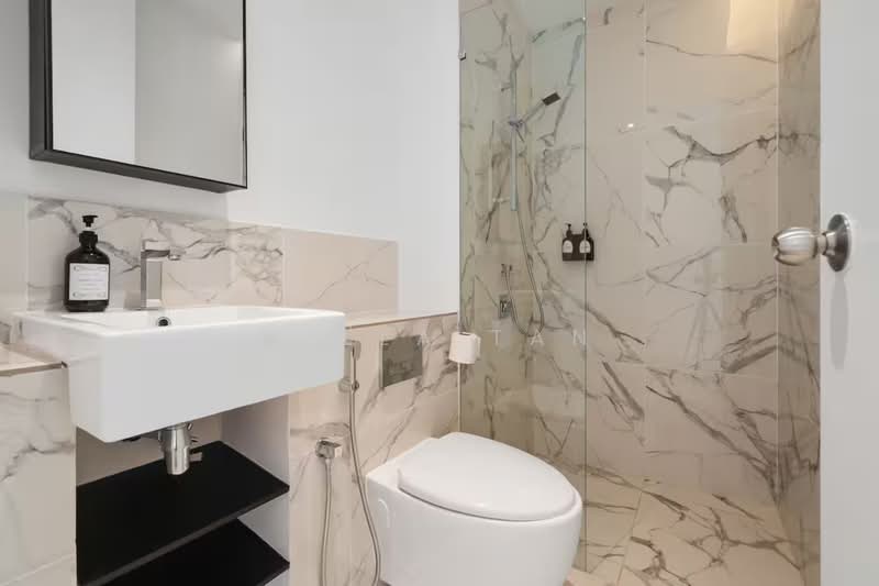 Servis Apartment untuk Dijual di The Straits View DUO - Bella Tan - Bathroom - PropertyGuru.com.my