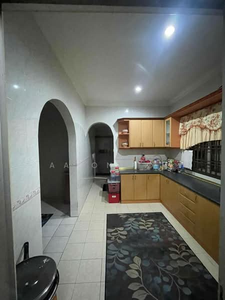 2-storey Terraced House for Sale in Taman Impian Emas (Skudai) - Aaron How - Kitchen - PropertyGuru.com.my