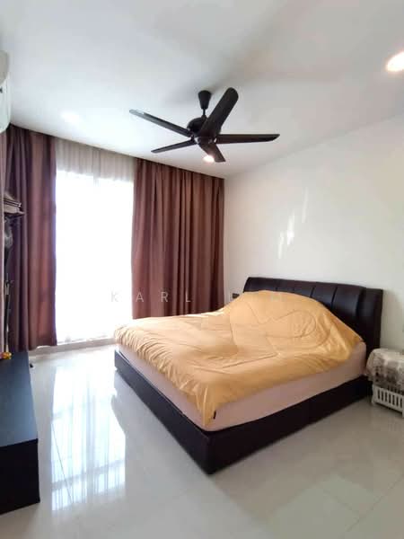 Service Residence for Sale at D'Tasek Residences (Tasek Impian) - Karl Lim - Bedroom - PropertyGuru.com.my