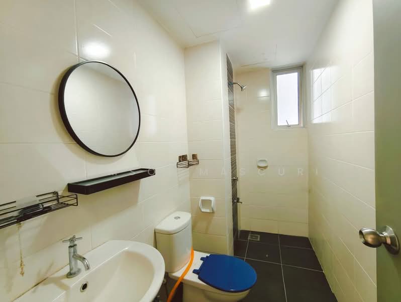 Apartment for Sale at Putra 1 - Kamsol Mascuri - Bathroom - PropertyGuru.com.my