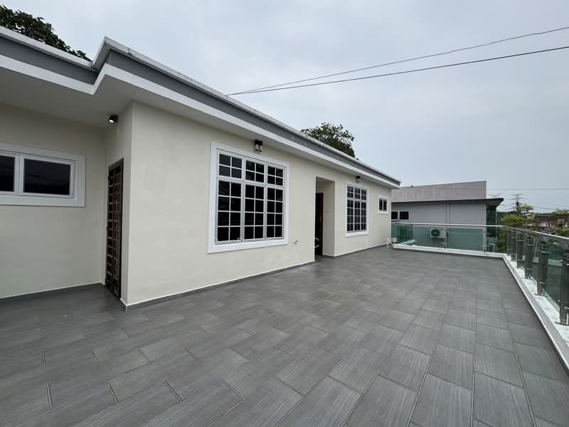 Semi-Detached House for Sale in Karak (Pahang) - Harry Chin - PropertyGuru.com.my