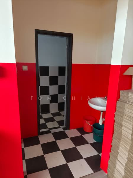 Shop for Rent in Bukit Indah (Iskandar Puteri (Nusajaya)) - Tom Chian - Bathroom - PropertyGuru.com.my