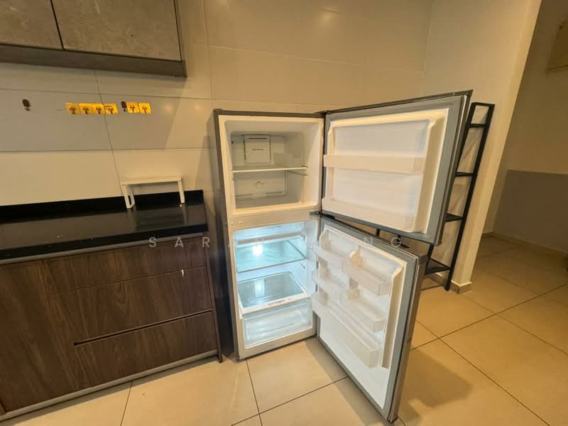 Service Residence for Rent at Reizz Residence - Sarah Wong - Kitchen - PropertyGuru.com.my