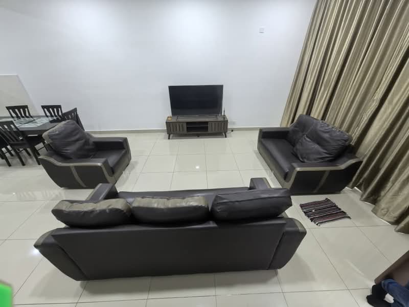 Rumah Teres 2 Tingkat untuk Disewa di Semenyih (Selangor) - Wesley Fu - Living Room - PropertyGuru.com.my