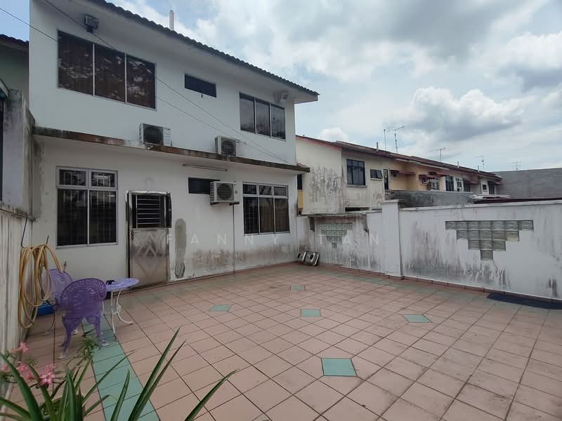 2-storey Terraced House for Sale in Taman Puteri Wangsa (Ulu Tiram) - Fanny Tan - Exterior - PropertyGuru.com.my