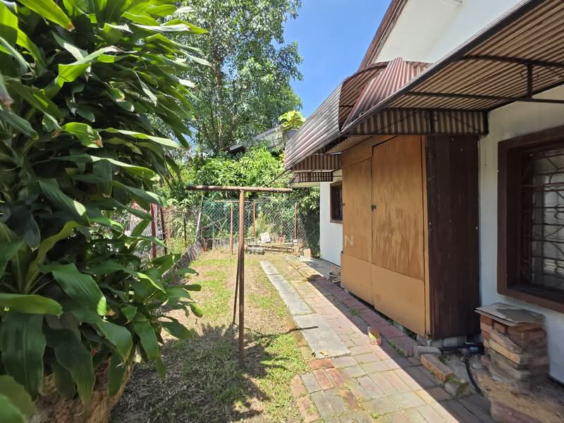 Rumah Teres 1 Tingkat untuk Dijual di Seksyen 14 (Petaling Jaya) - KF Kuan - Exterior - PropertyGuru.com.my