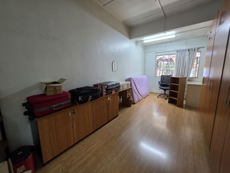 Rumah Teres 1 Tingkat untuk Dijual di Seksyen 14 (Petaling Jaya) - KF Kuan - Bedroom - PropertyGuru.com.my