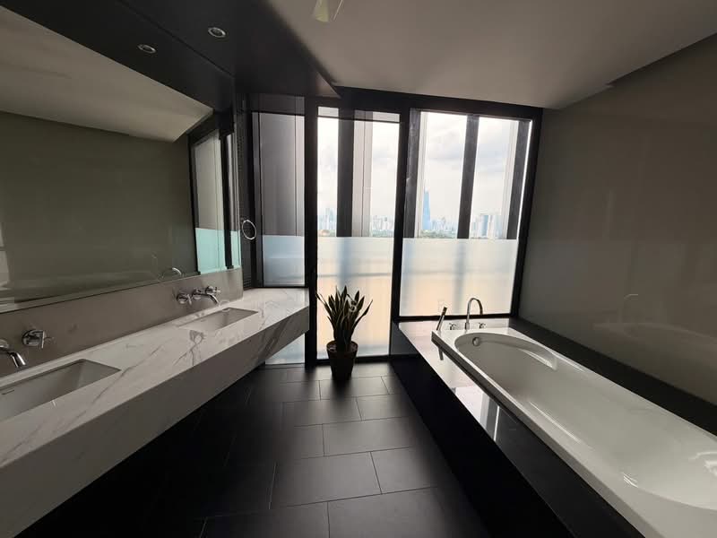 Condominium for Rent at Rhombus - CHRIS LEE - Bathroom - PropertyGuru.com.my