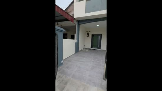 Rumah Teres 2 Tingkat untuk Dijual di Taman Bukit Mewah (Tampoi) - Eddy Chan - PropertyGuru.com.my