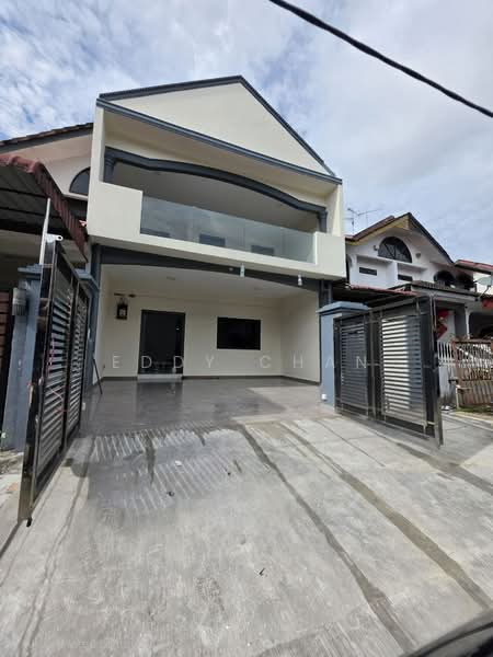 Rumah Teres 2 Tingkat untuk Dijual di Taman Bukit Mewah (Tampoi) - Eddy Chan - Exterior - PropertyGuru.com.my